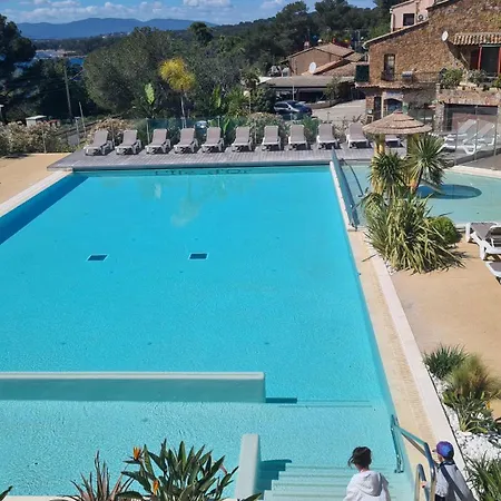 营地 Au Petit Paradis Saint-Raphaël
